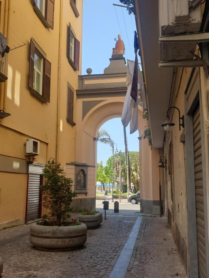 La Residenza Della Fenice Castellammare di Stabia Luaran gambar